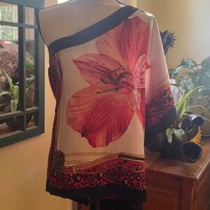 Janice red and black one shoulder satin blouse with floral print - L